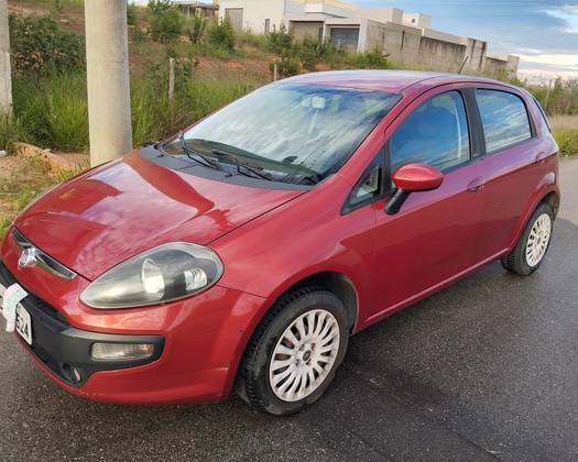FIAT PUNTO 1.4 ATTRACTIVE 8V FLEX 4P MANUAL FIAT PUNTO 1.4 ATTRACTIVE 8V FLEX 4P MANUAL
